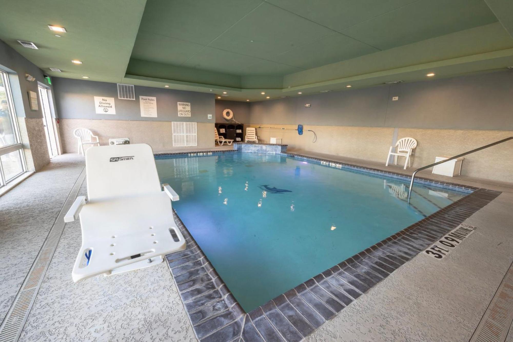 Holiday Inn Express & Suites Dallas Ne Arboretum Garland Dış mekan fotoğraf
