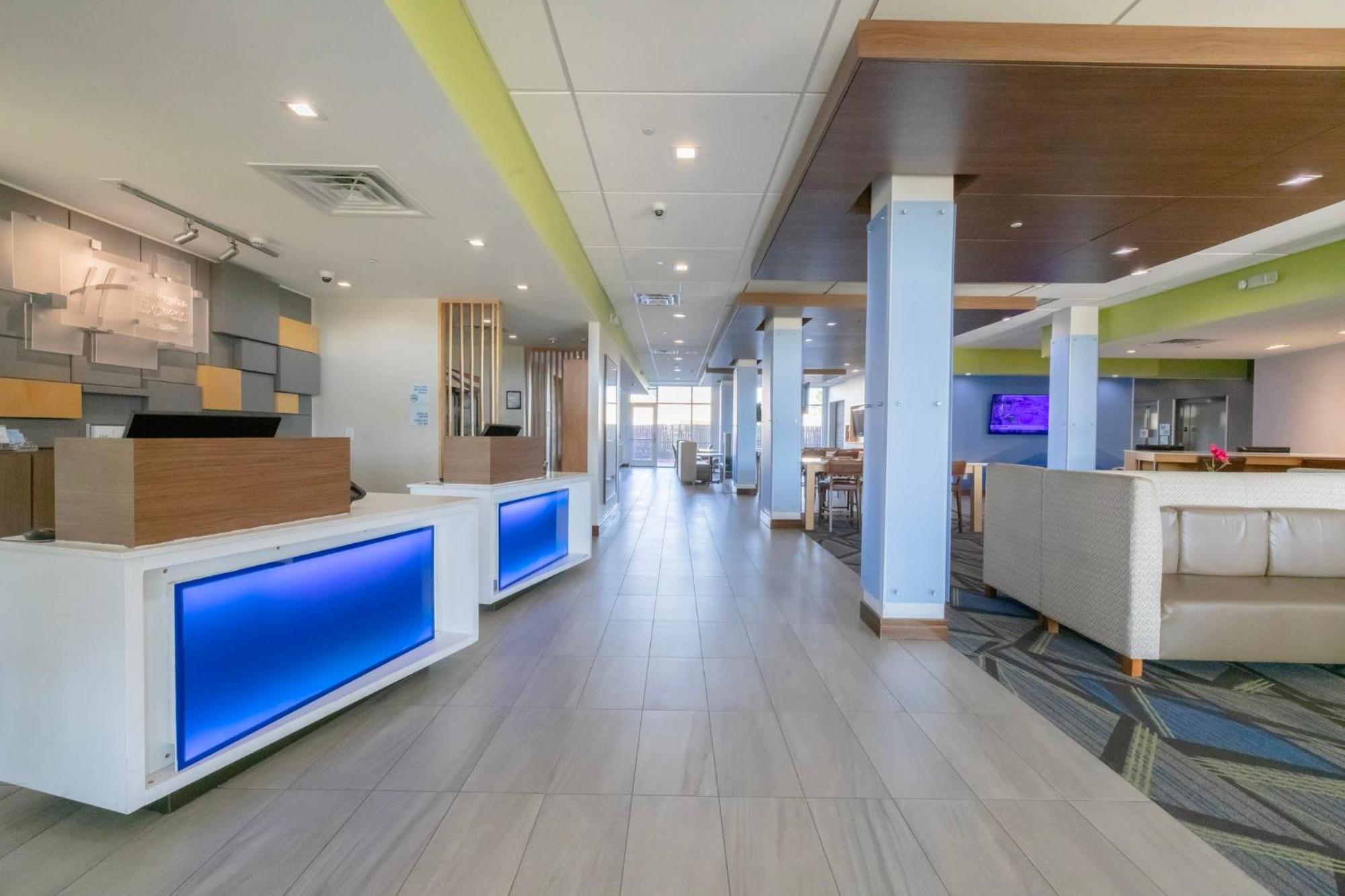 Holiday Inn Express & Suites Dallas Ne Arboretum Garland Dış mekan fotoğraf